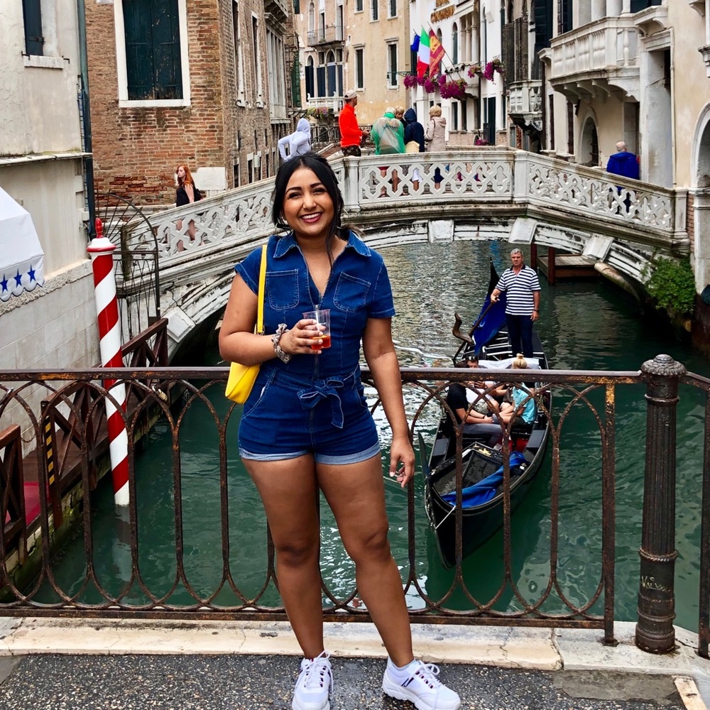 Meet your Posher, Nikita